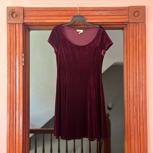 ModCloth Fervour “Velvet Vibes” Skater Dress - Burgundy size L